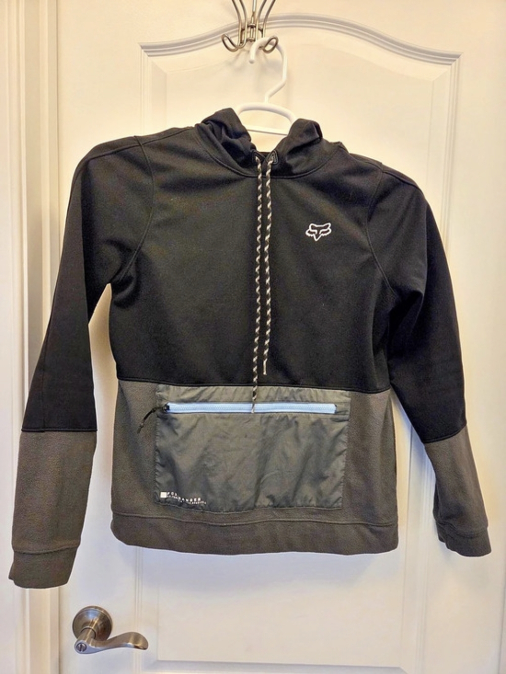 Fox Ranger Color Block Hoodie Size Medium Like New